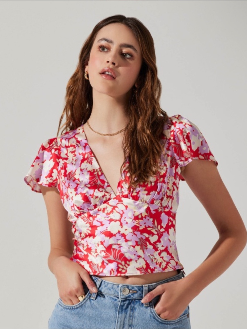 ASTR Flutter Sleeve Floral Blouse NWT Size Small